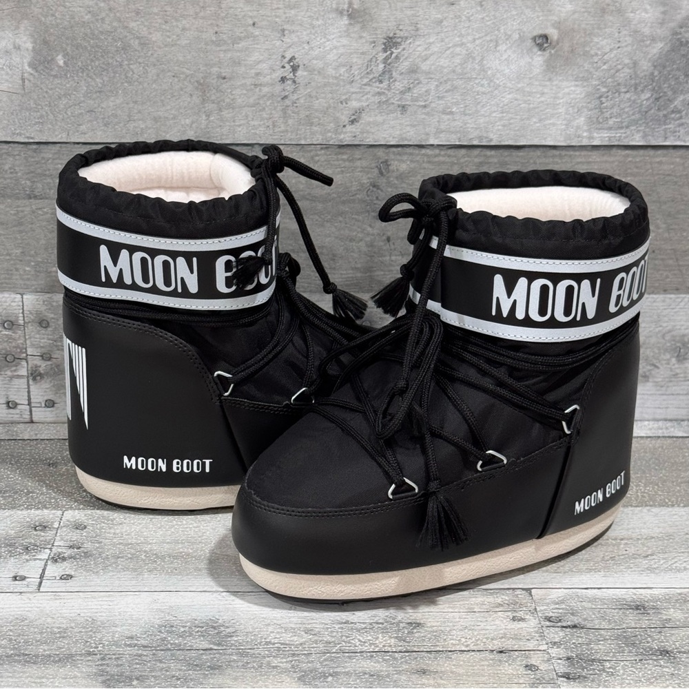 MOON BOOT ICON LOW NYLON BOOTS IN BLACK - SIZE 5.5 - 7 .US WOMENS - Picture 1 of 10